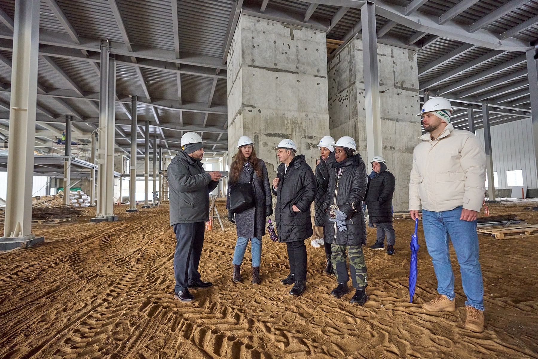 On-site walkthrough inside the developing Sovelmash facility.