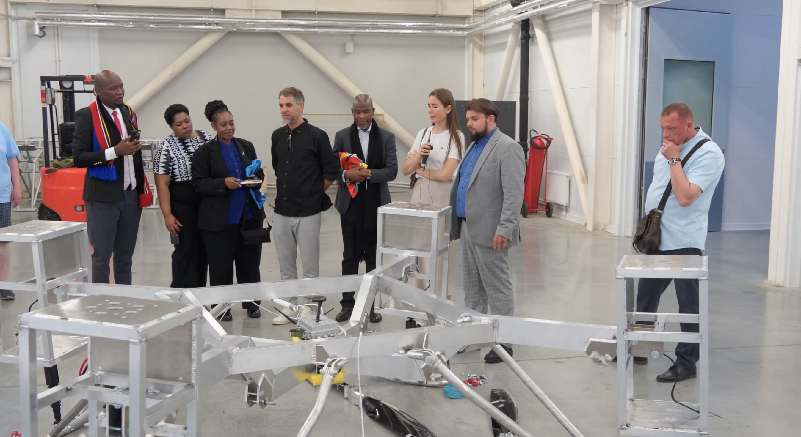 Delegation inspection route inside Sovelmash PKTB.